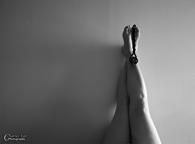 Kinky Legs