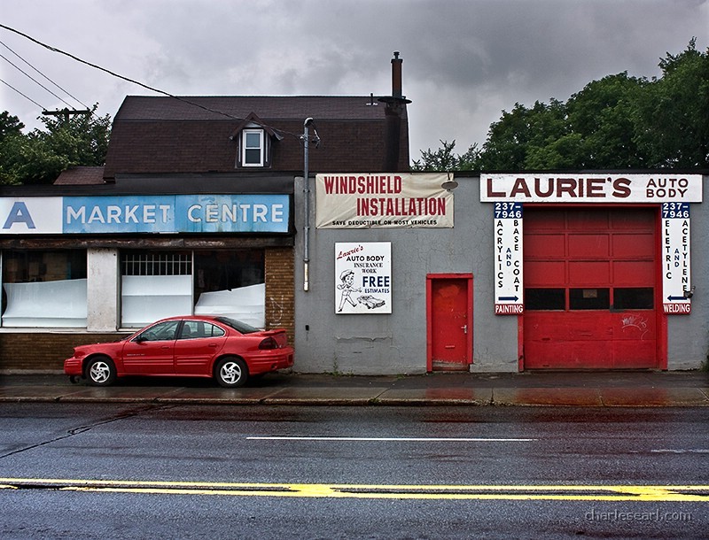Laurie's Autobody